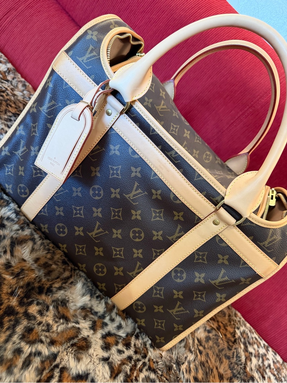 Louis Vuitton Monogram Canvas Tote with Vachetta Trim